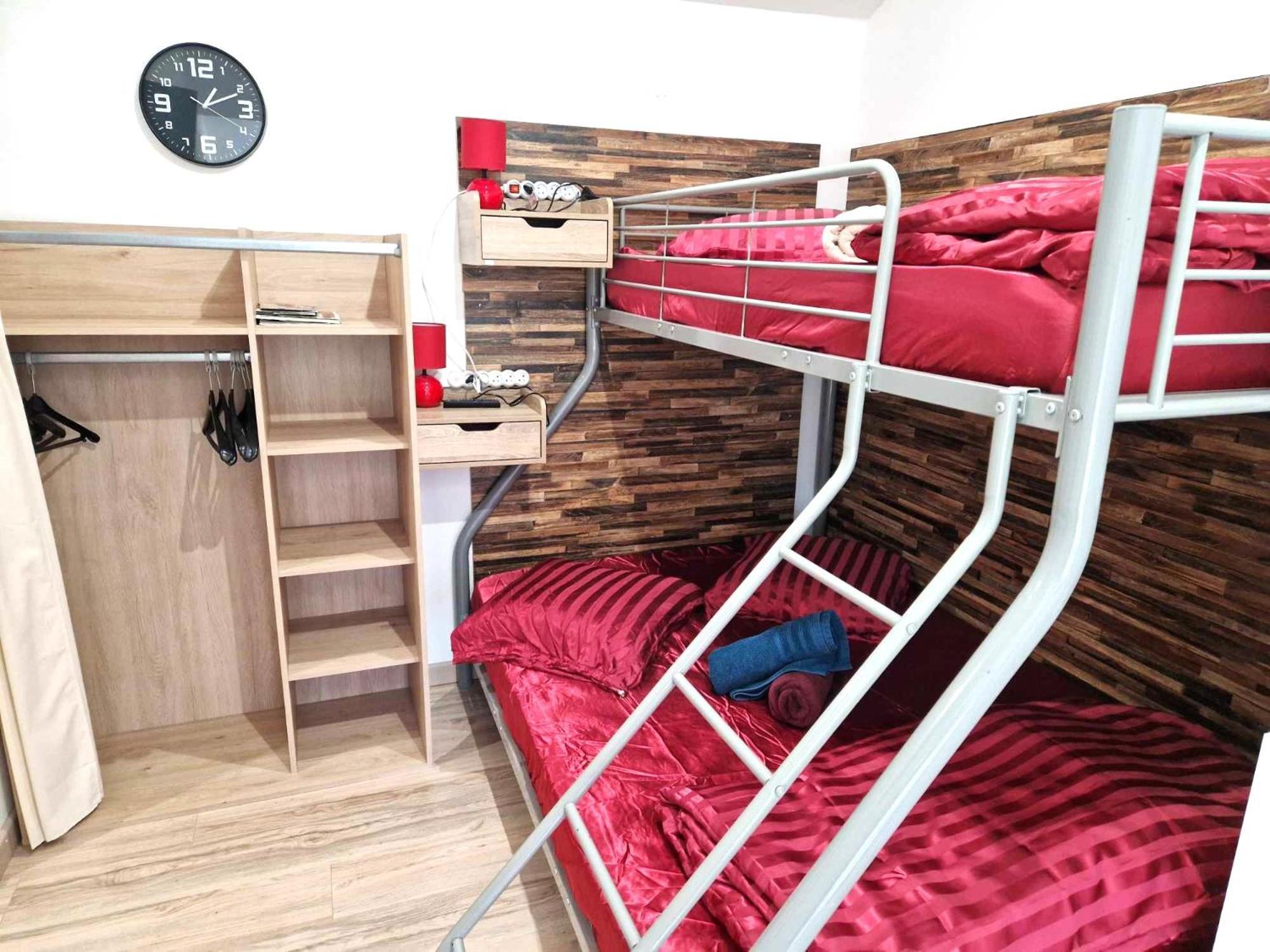 09 - Joli studio neuf avec vue sur jardin arboré et parking privatif gratuit Razac-sur-lʼIsle Extérieur photo